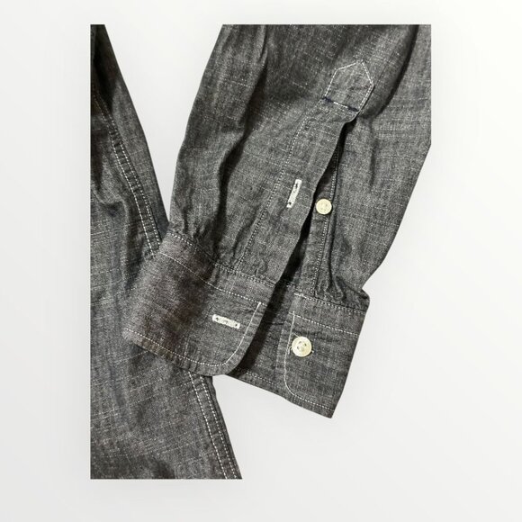 Levi’s Men’s Button Down Shirt XL Black Gray Chambray Long Sleeve Slim Fit Cotto - Picture 8 of 13